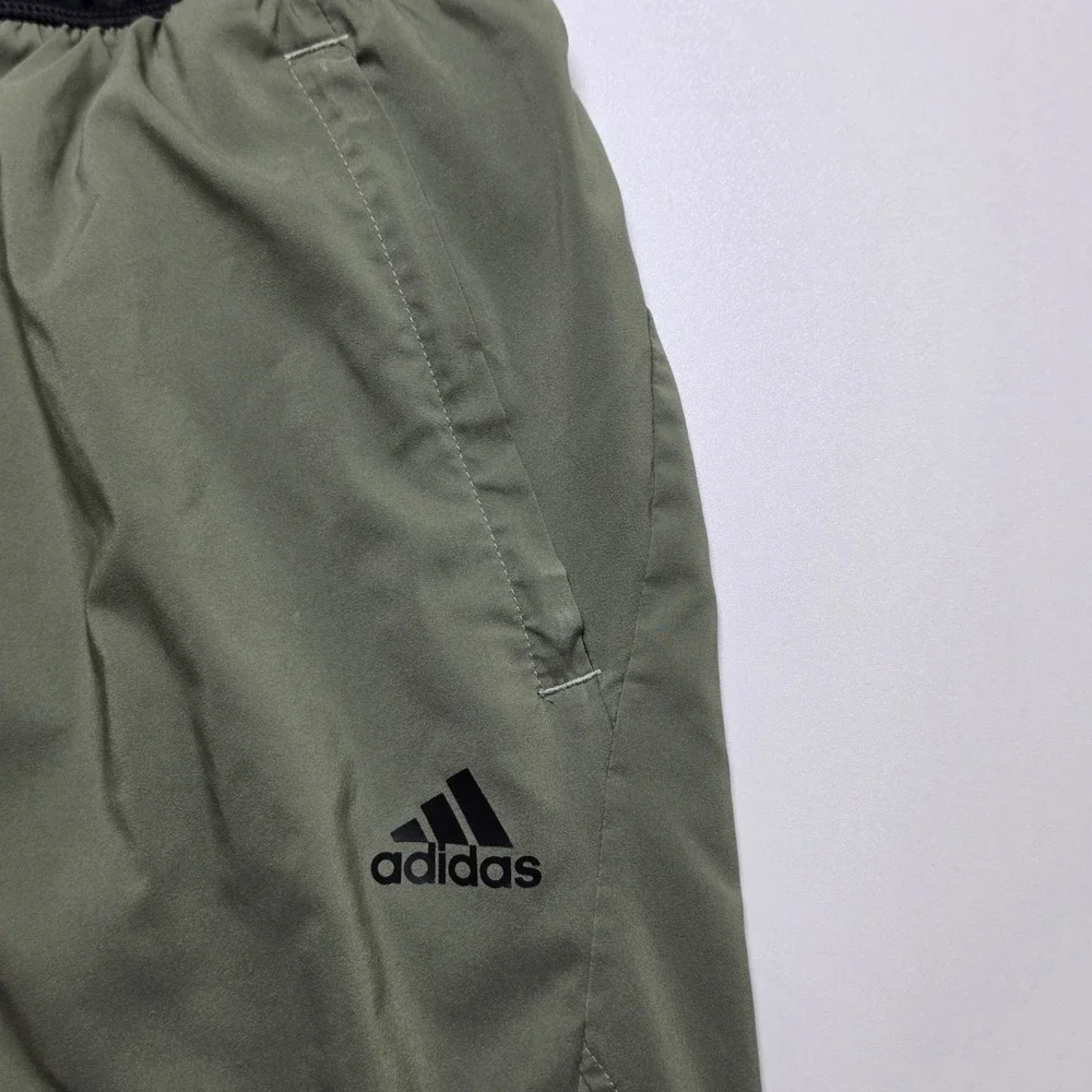 Adidas Mens Size Large Olive Green‎ Athletic Training Gym Shorts Zip Pockets